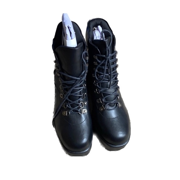 Nasty Gal Chunky Lace Up Platform Boots - Picture 3 of 7